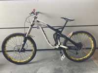 Rower zjazdowy DH FR norco 6.2 Saint rock shox magura