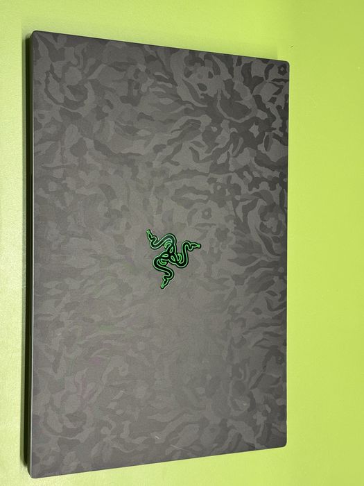 Ноутбук Razer Blade 15 (i7-13800H, RTX 4070, 1tb, 16gb DDR5, 2k 240hz)