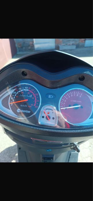 Skuter Barton Falcon 50