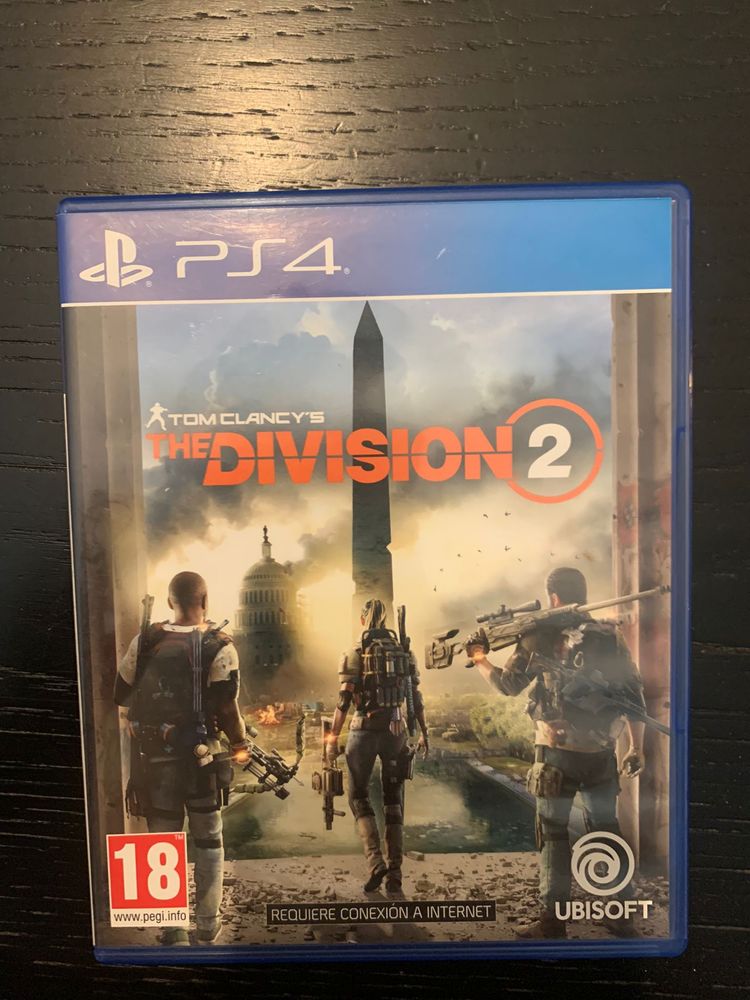 PlayStation 4 +  5 jogos Ps4