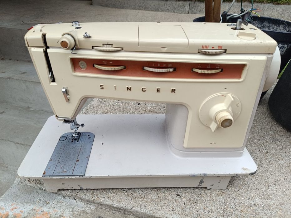 Máquina costura Singer 518