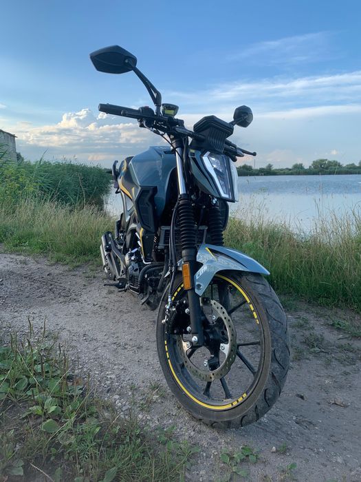 Продам обміняю mustang st 200