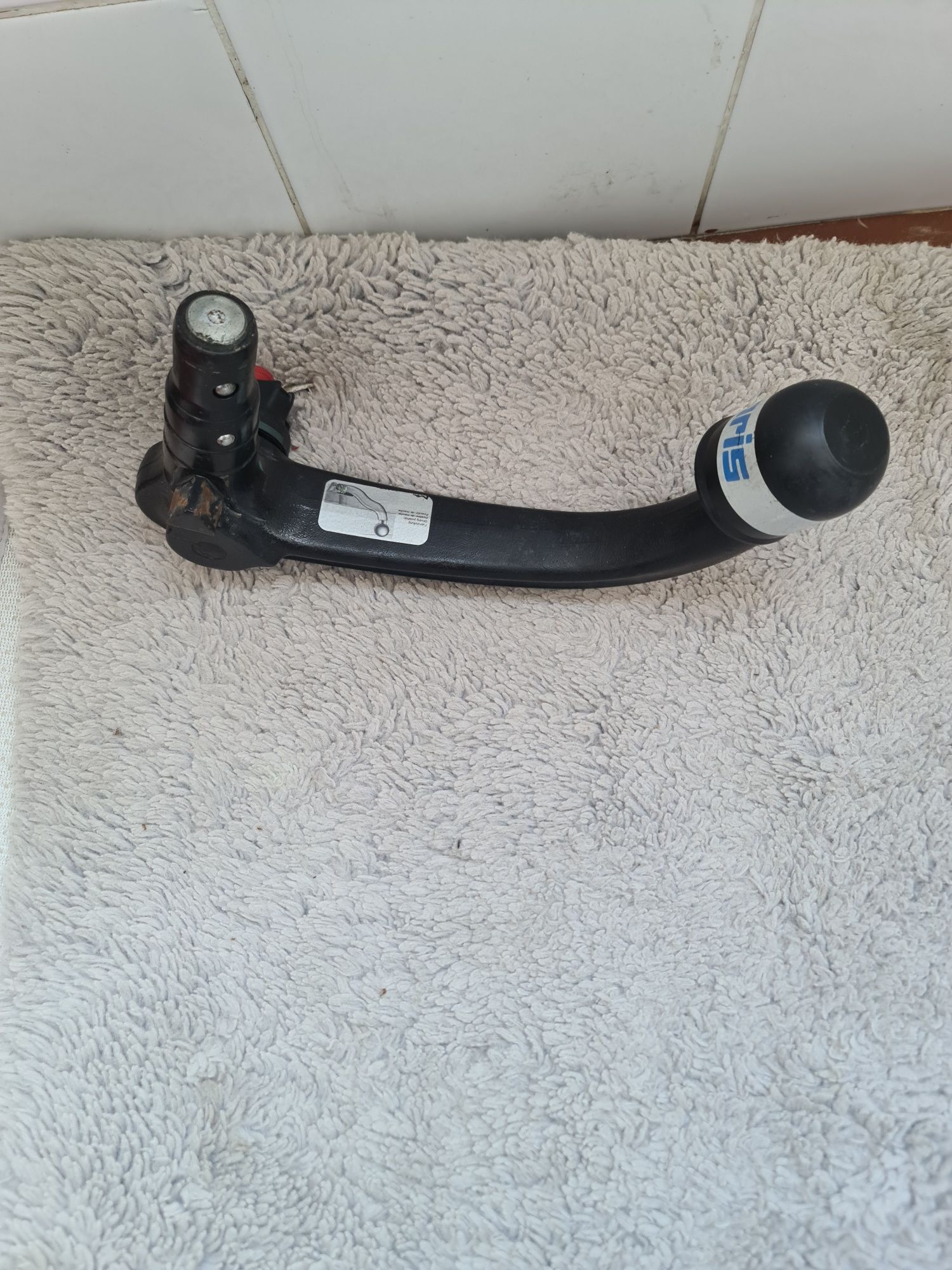 Bola de reboque original bmw 520d ano 2010ano 2010 nunca usado.