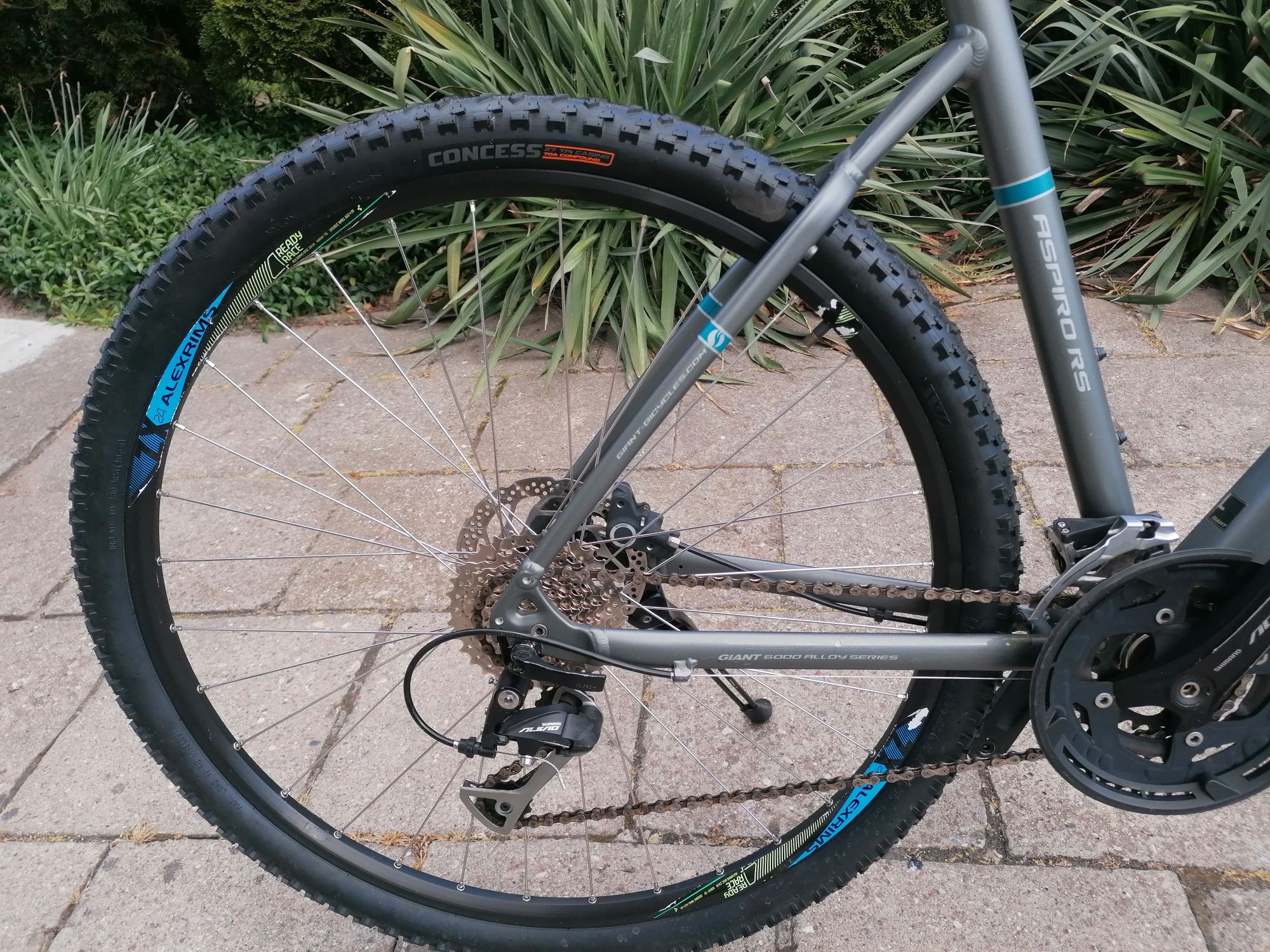 Rower crossowy Giant Aspiro RS - jak nowy