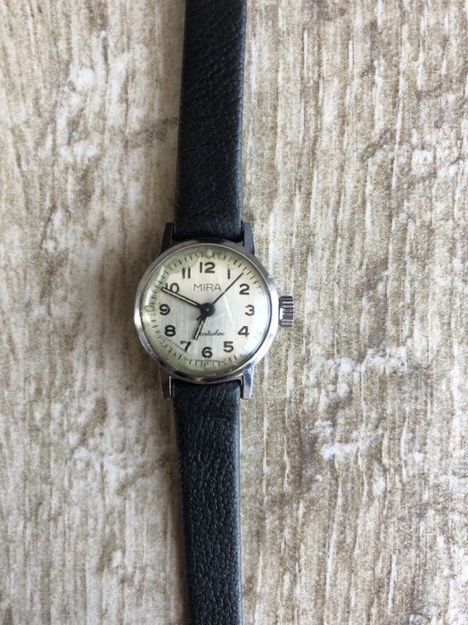 Zabytkowy zegarek damski marki Mira Vintage