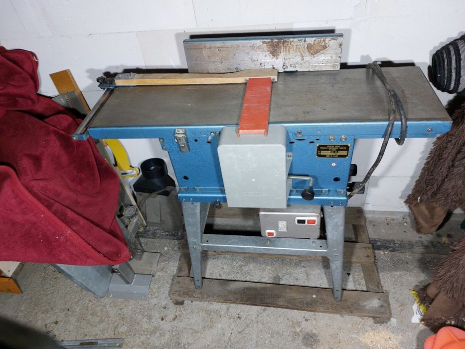 Dyma 8  2,2kv-przystawki strugarka super stan silnik 3 faz.