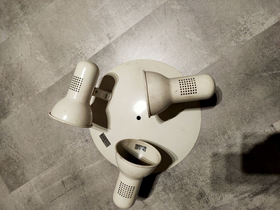 Lampa okrągła sufitowa na 3 żarówki mogą być LED gwint E27 ( zwykły)