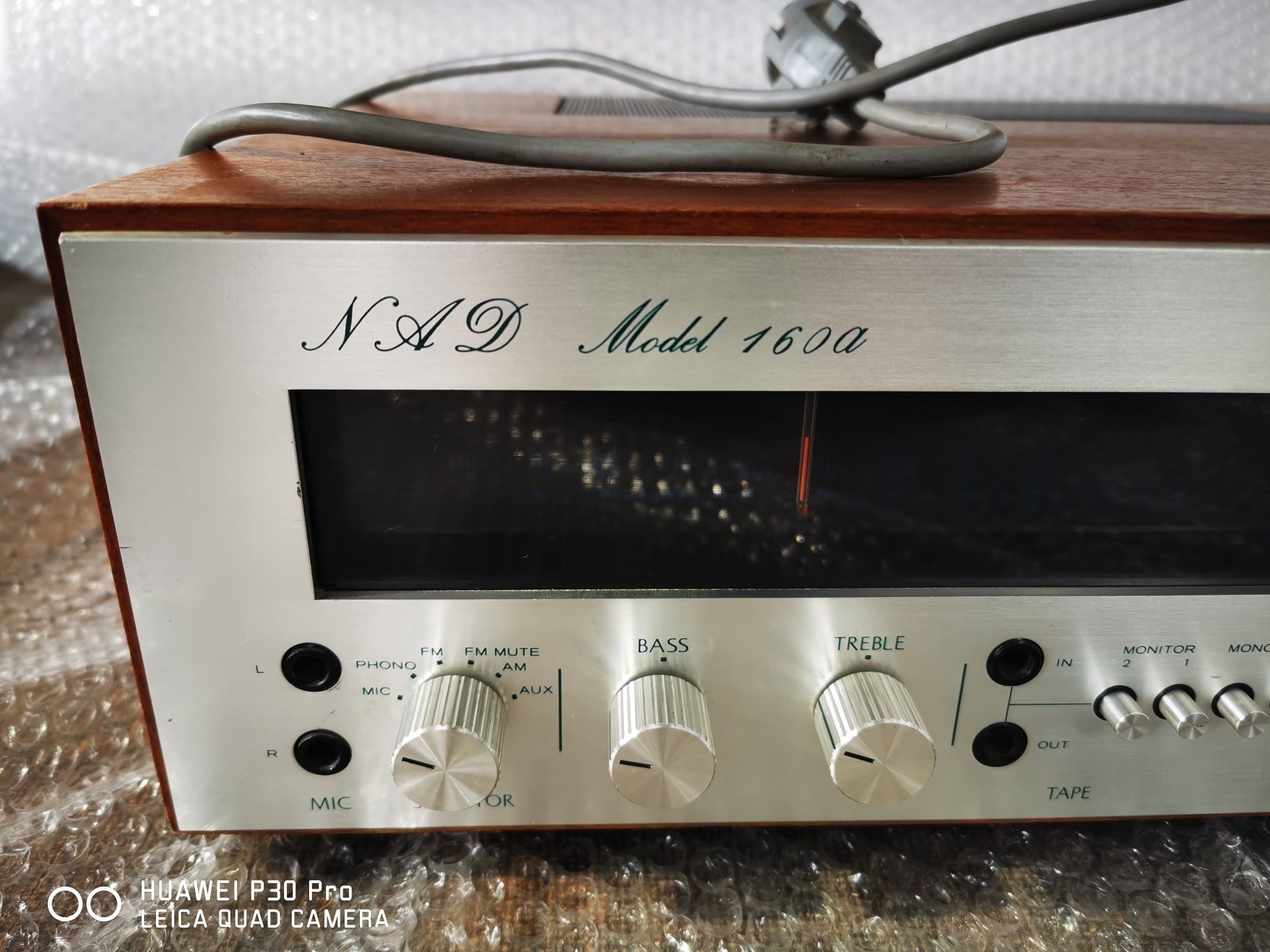 NAD 160a .      .