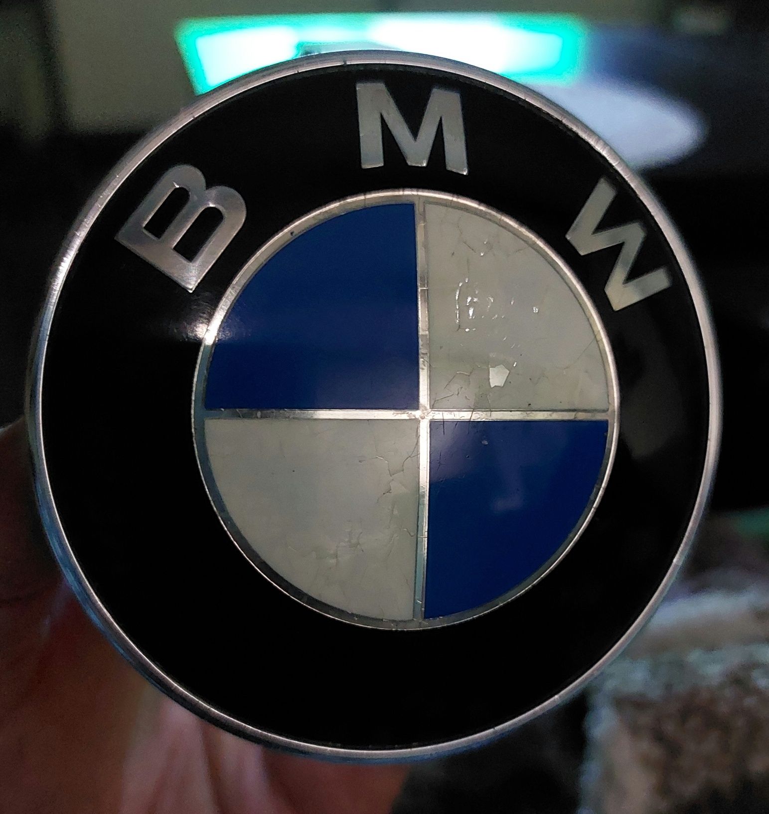 Emblemat BMW E30