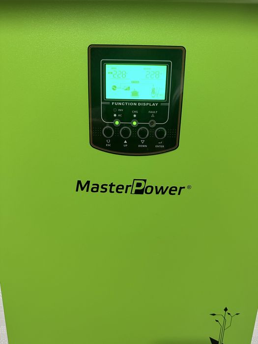 БезперебІйник інвертор гібрид 3kw. MasterPower. правильною синусоюдою