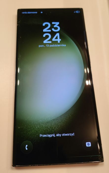 Samsung Galaxy S23 Ultra 256/8 GB sprawny, delikatna kreska na ekranie