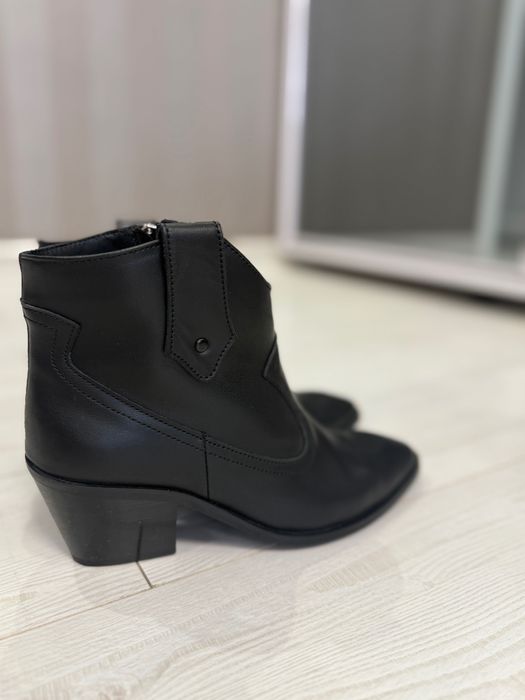 Козаки натур кожа 38 размер