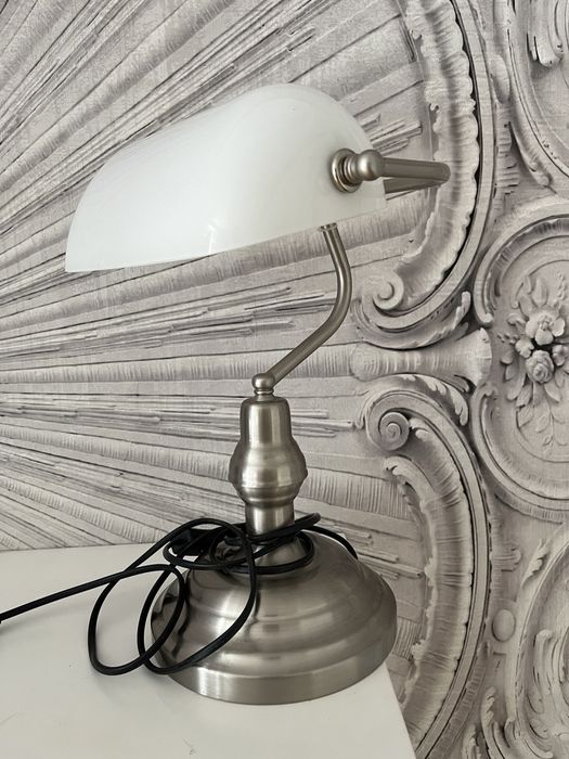 Lampka Bankuerka Londyn