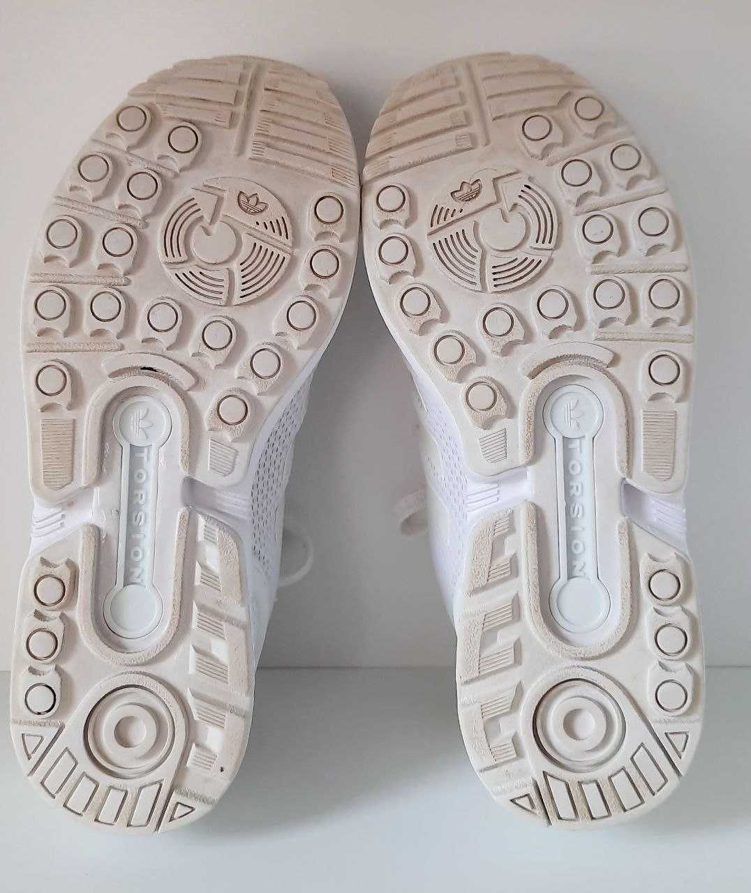 Жіночі кросівки Adidas Torsion