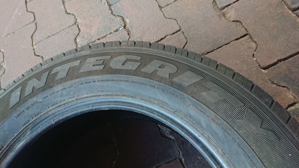 Opona letnia 215/65R17 Goodyear Integrity pojedynka zapas 7.5mm