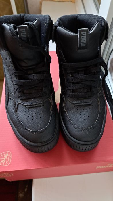 Ботинки / Высокие кросовки / Хайтопы Puma Karmen