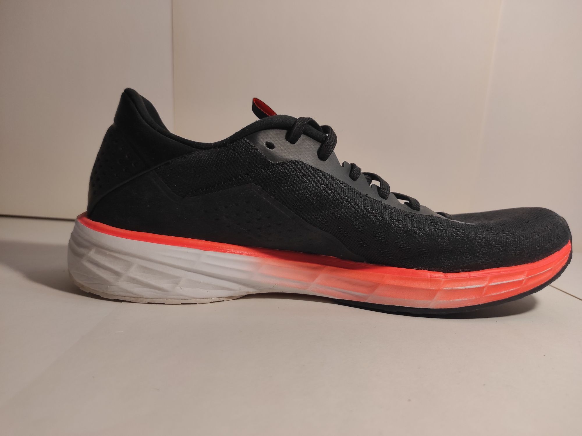 Кроссовки беговые Adidas SL20