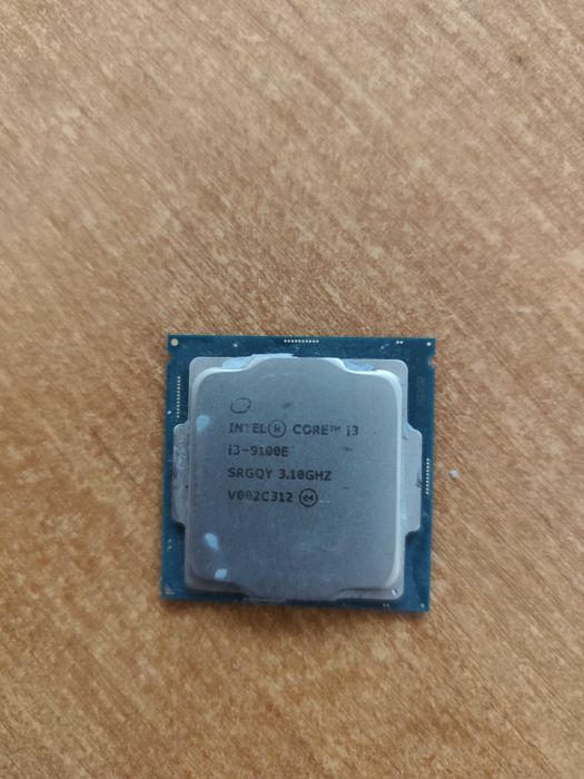 Procesor Intel i3-9100E 4 x 3,1 GHz gen. 9