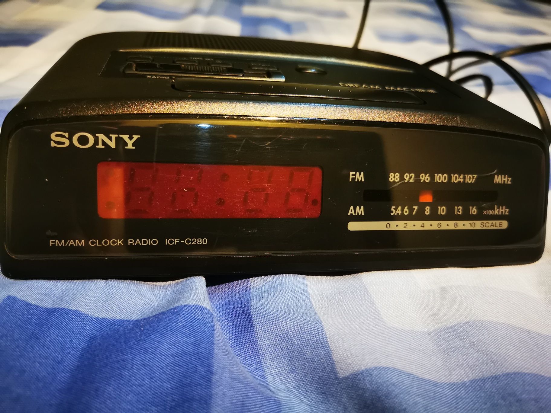 Radio despertador SONY