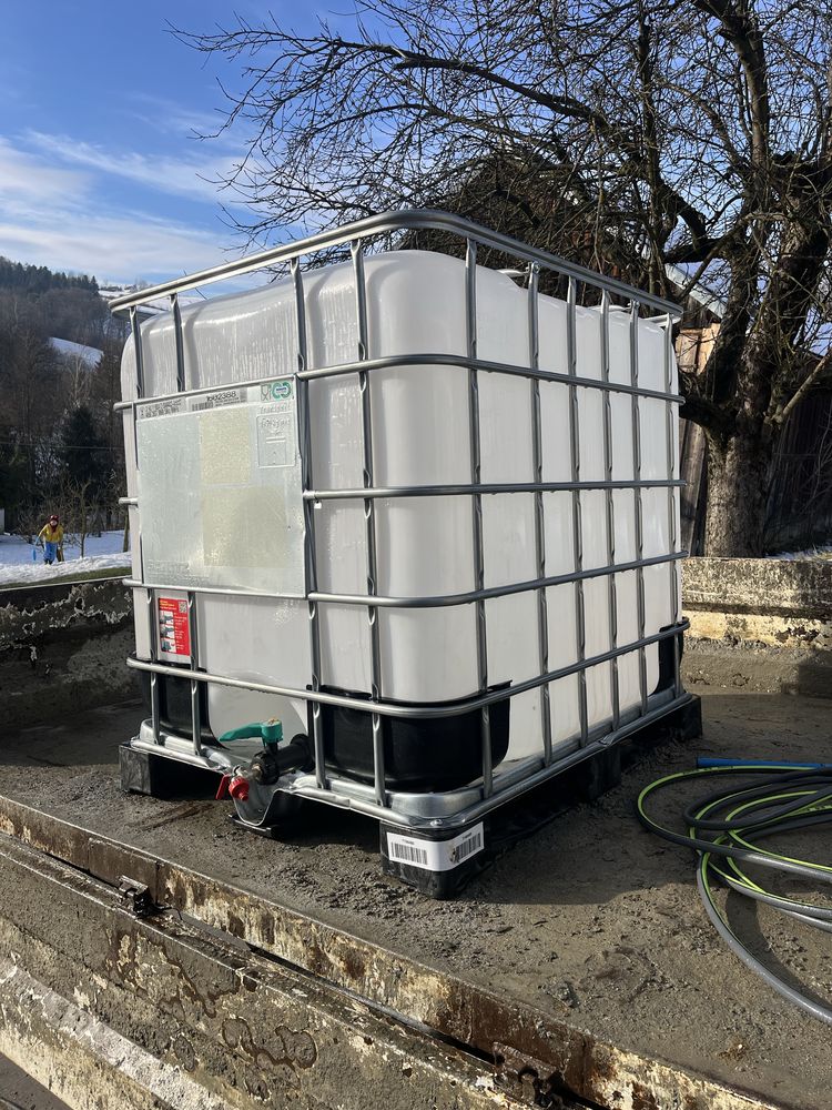 Mauzer beczka 1000l na wode pitna