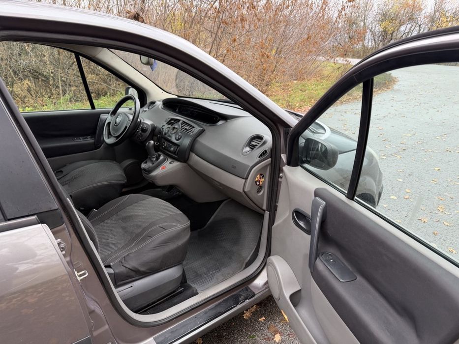 Продам Renault Scenic