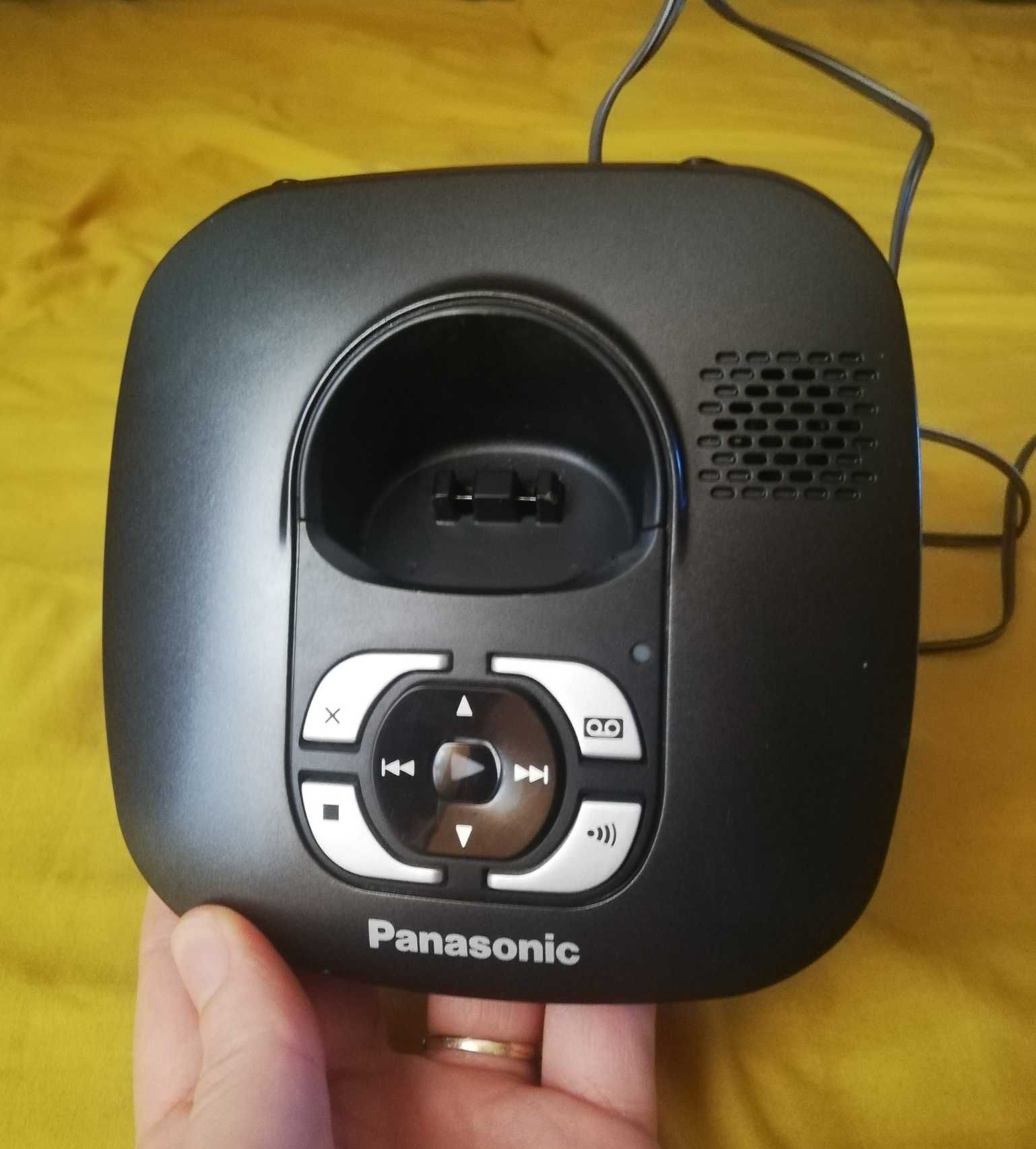 telefon stacjonarny bezprzewodowy Panasonic KX-TG2511 czarny