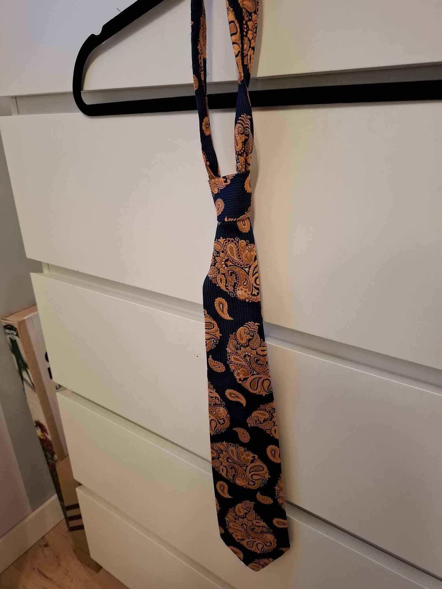 kolorowy granatowy krawat wzorzysty we wzór brązowy elegancki
