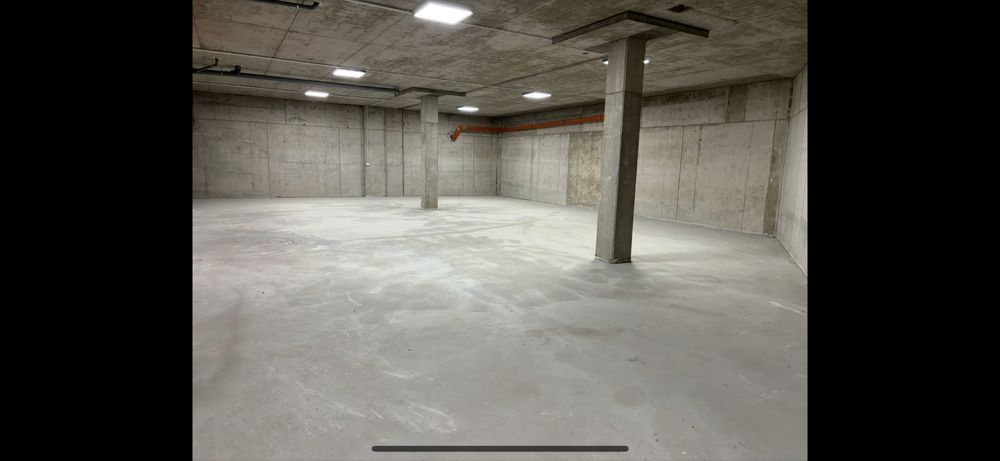 Galeria Krolewska II część biurowo uslugowa, nowy budynek