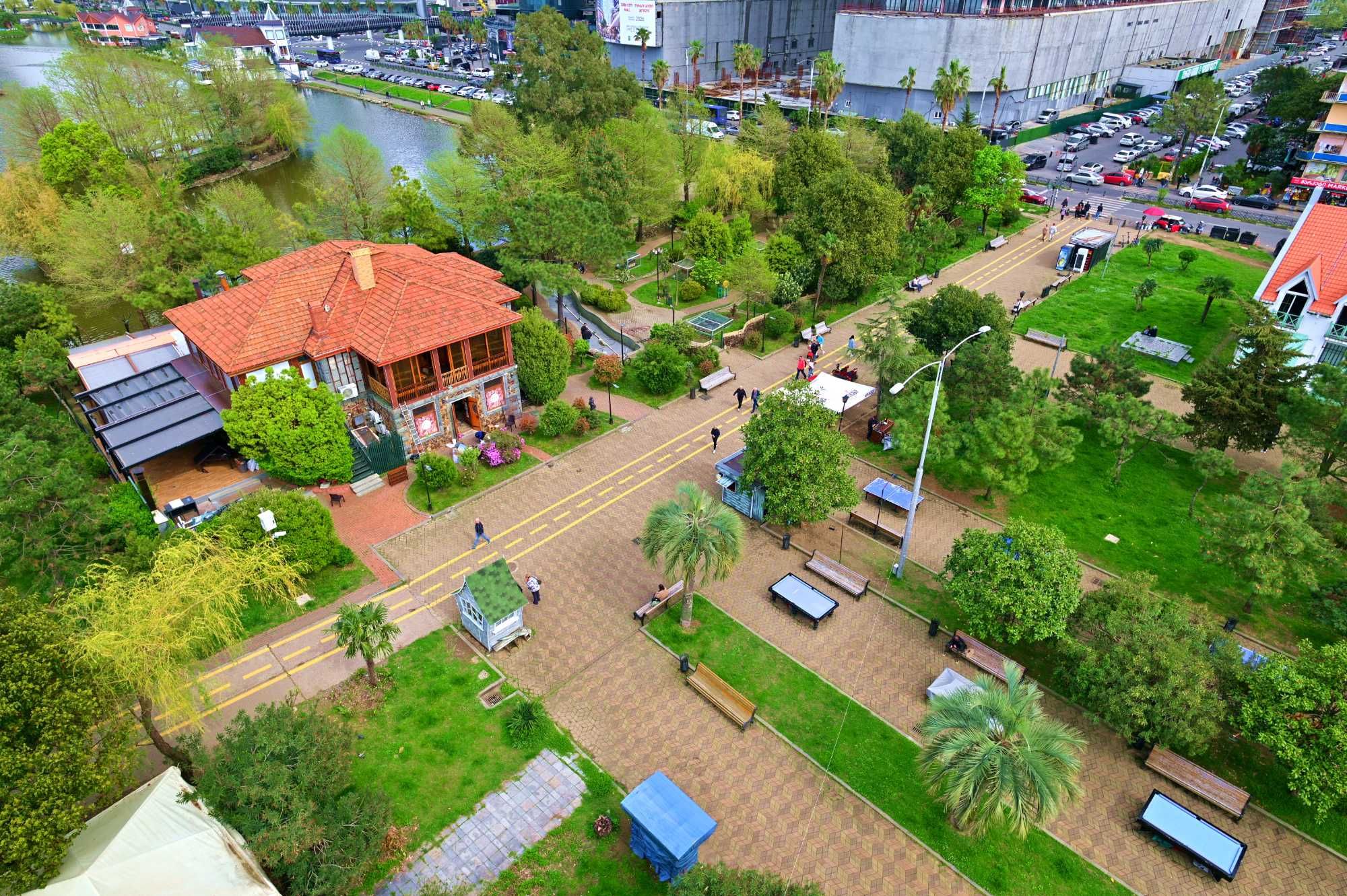 Продается ресторан на набережной, в г.Батуми (Грузия)  возле ORBY City