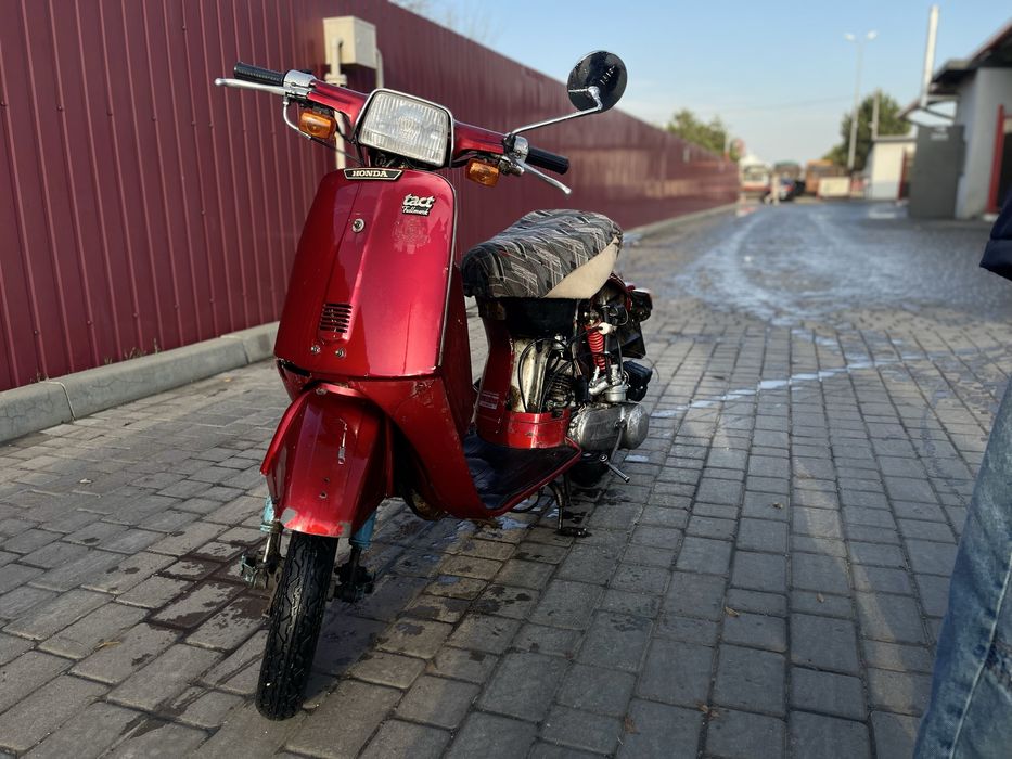 Хонда такт АВ07 на ходу