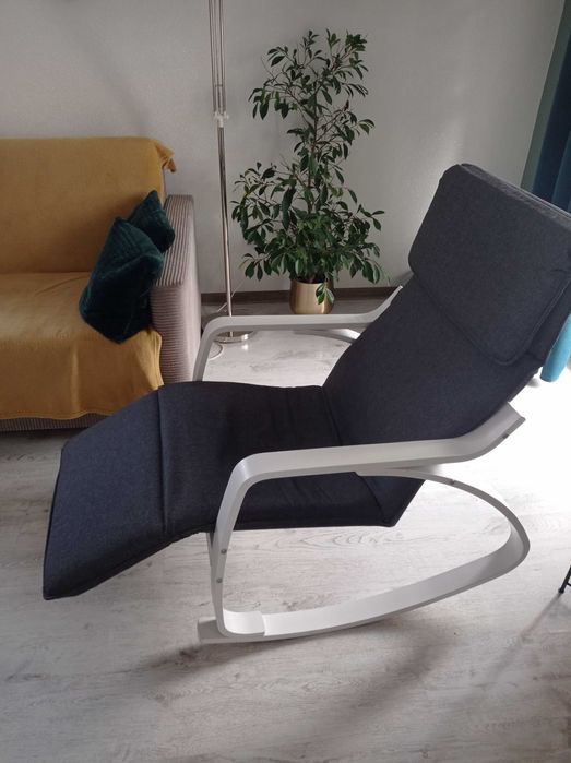 Fotel bujany siwy