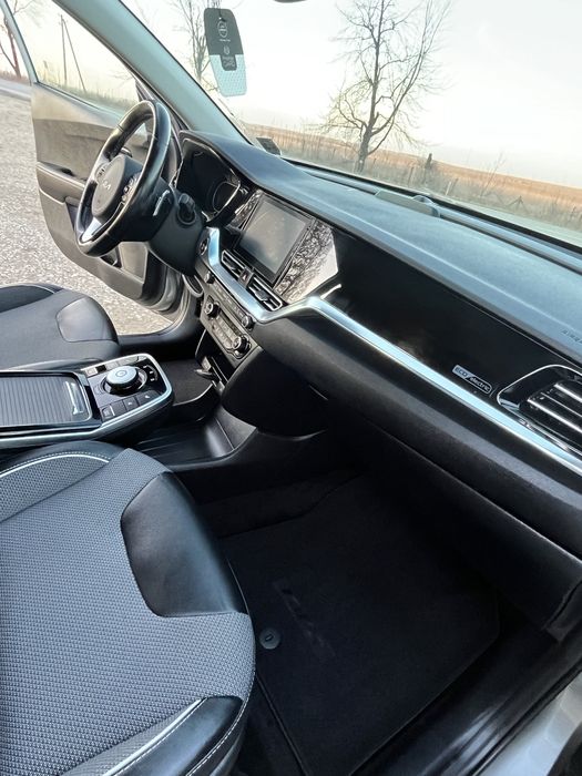 Кіа ніро 64 kw