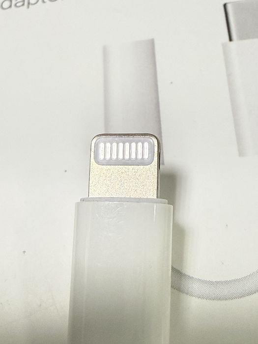 Перехідник Apple to 3.5 mm Headphone Jack Adapter