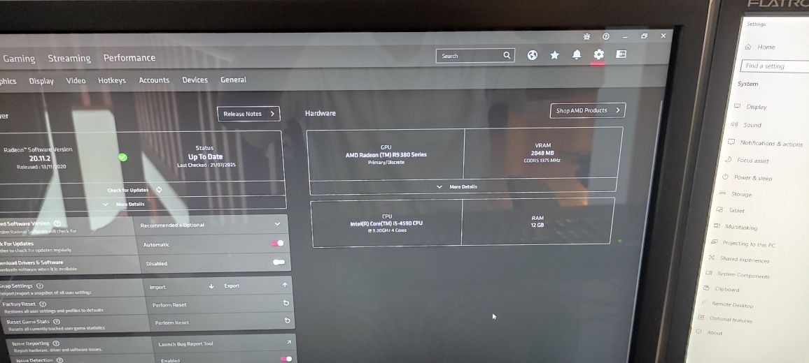 Vendo Desktop com dois monitores