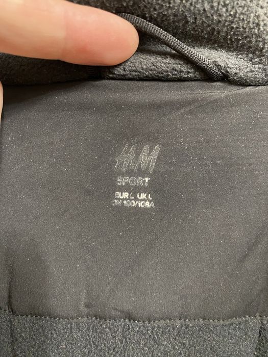 Продам куртку H&M