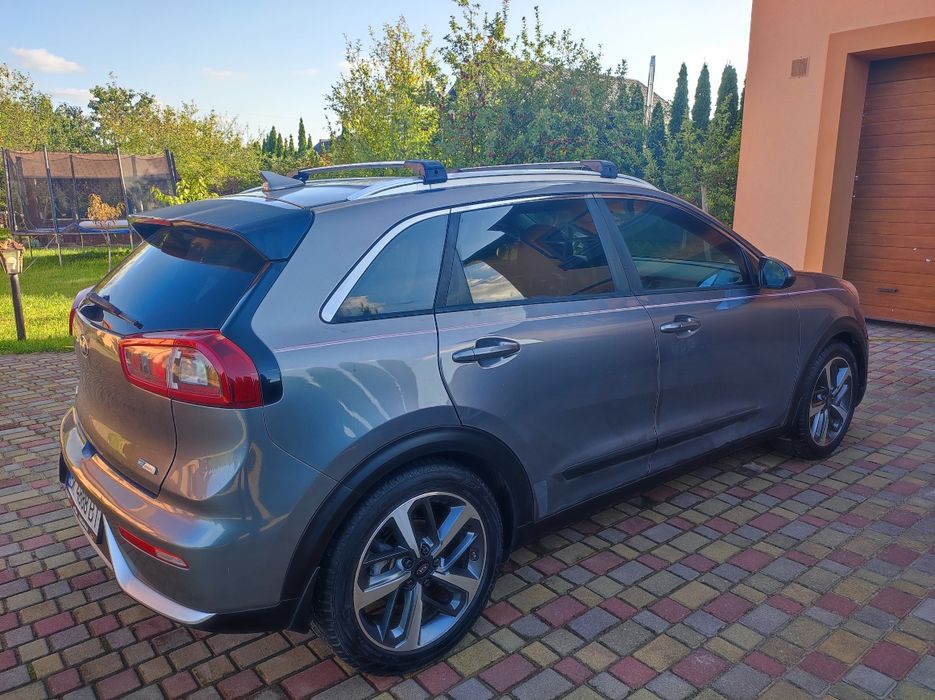 Продам авто Kia Niro 2017 р.в, 1,6 гібрид 149 тис.км., клімат.