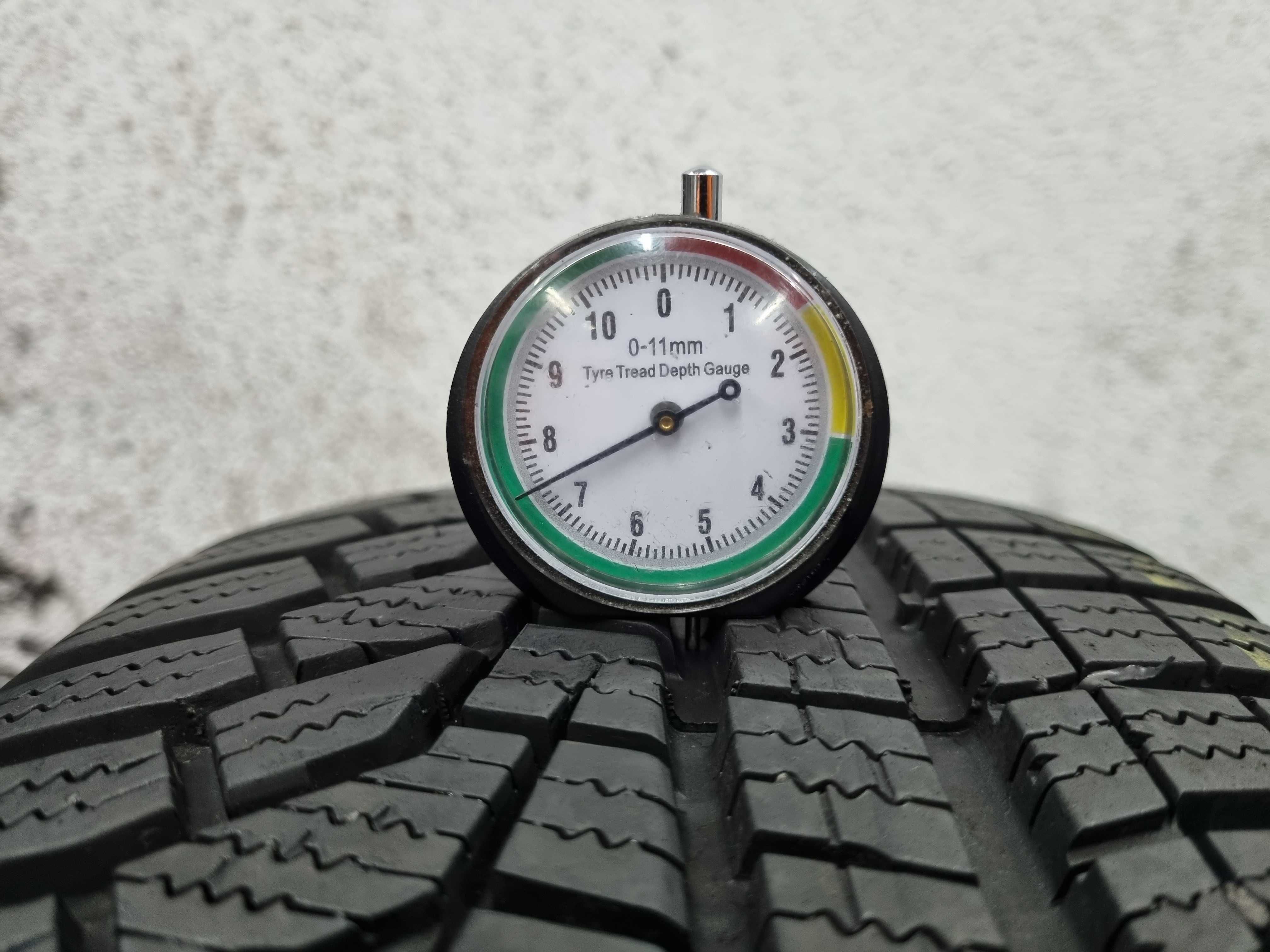 205/55/17 91H Hankook Winter Icept Evo2 MO D.2722