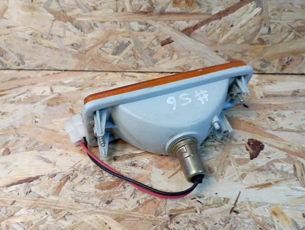 Pisca frente direito TOYOTA Hilux (LN_, KZN1_, VZN1_)