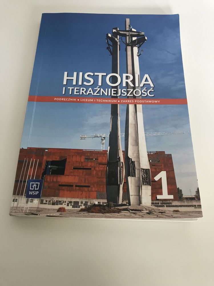 Kompket podręczników liceum mat-inf-ang klasa 1