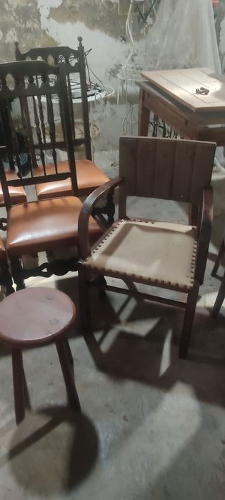 Várias Cadeiras antigas