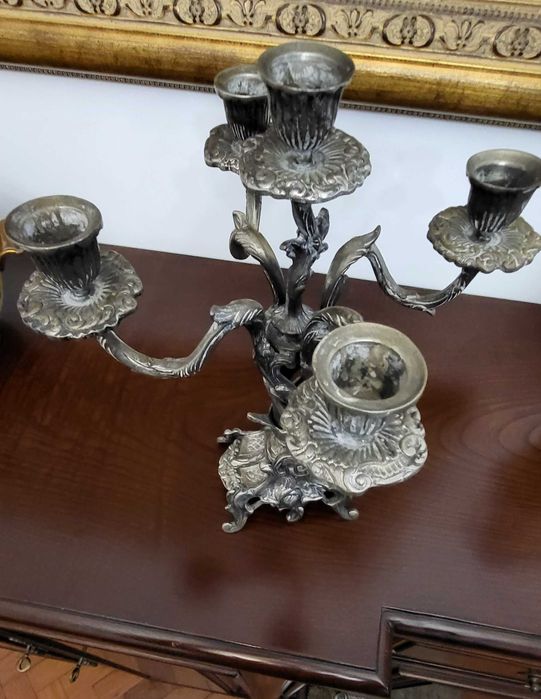 Castiçal elegante – ideal para decoração e jantares especiais