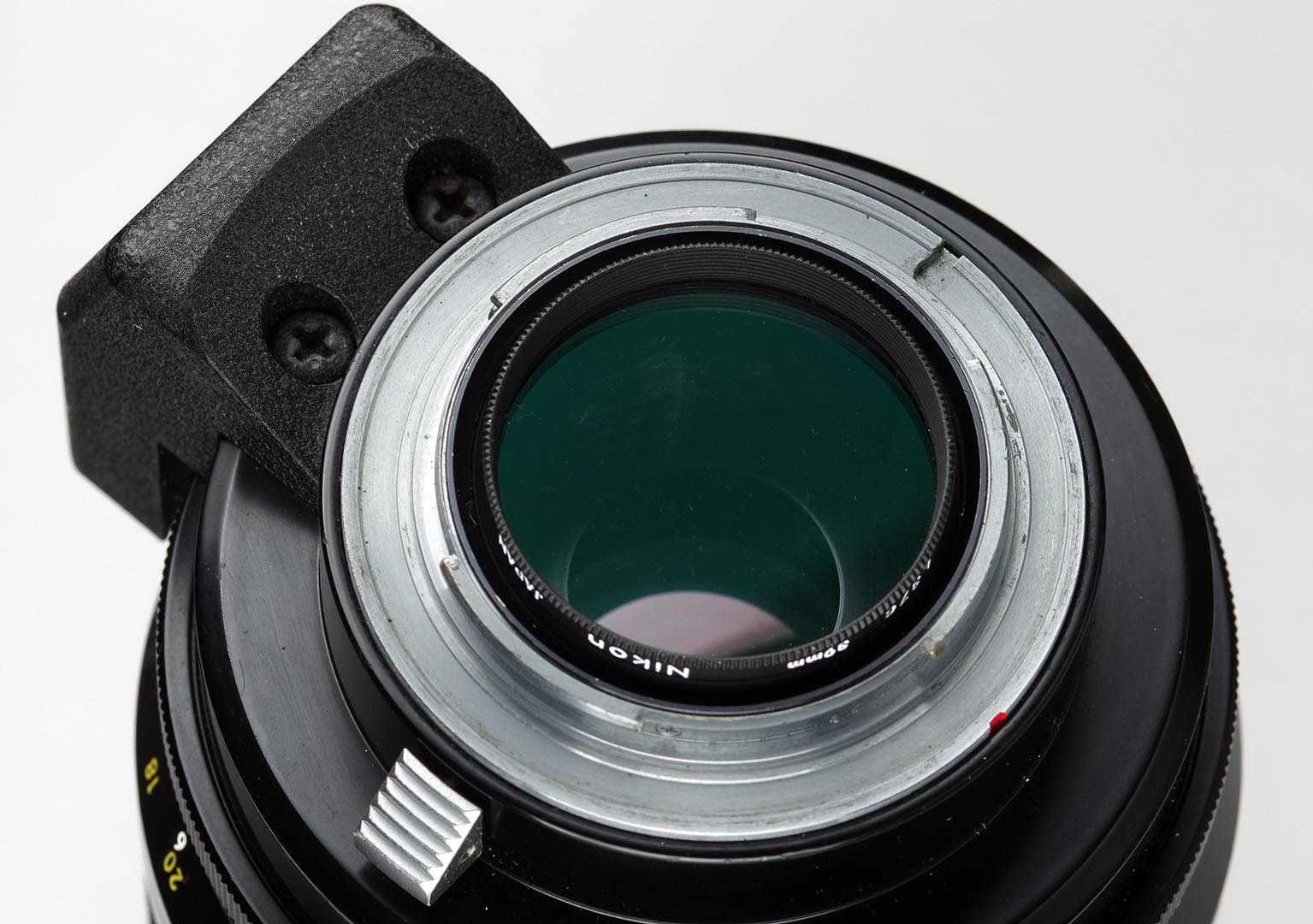 MF Reflex-NIKKOR.C 500/8.0 – дзеркально-лінзова 500-ка.