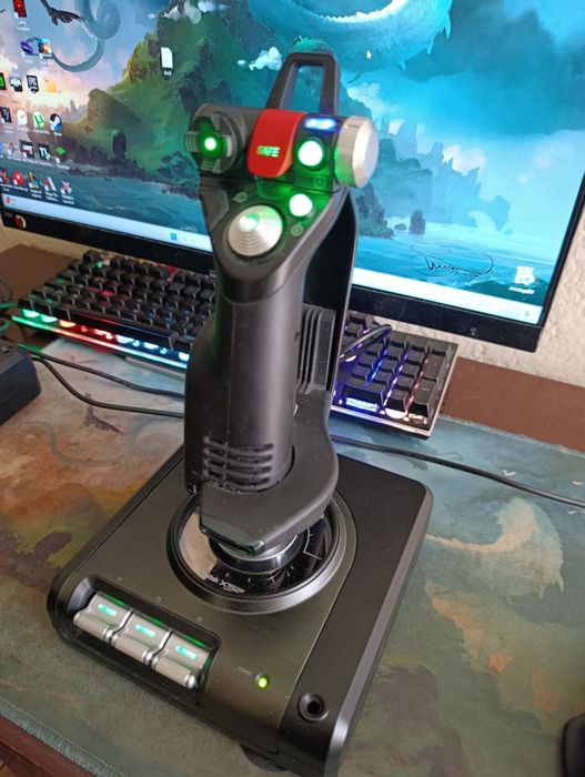 Conjunto Joystick saitek X52 Hotas Pro