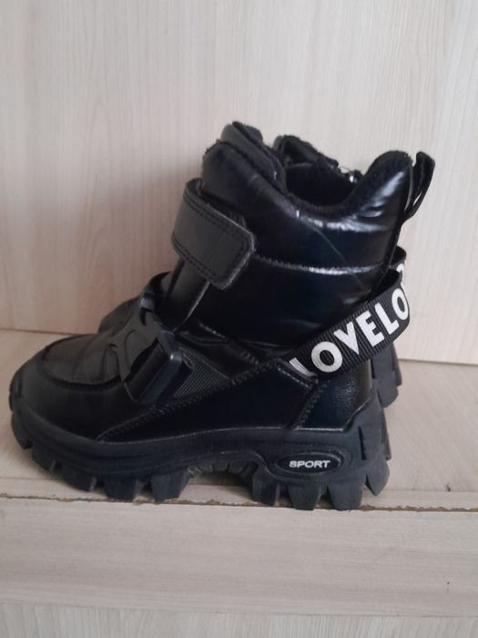 Зимові чобітки на дівчинку