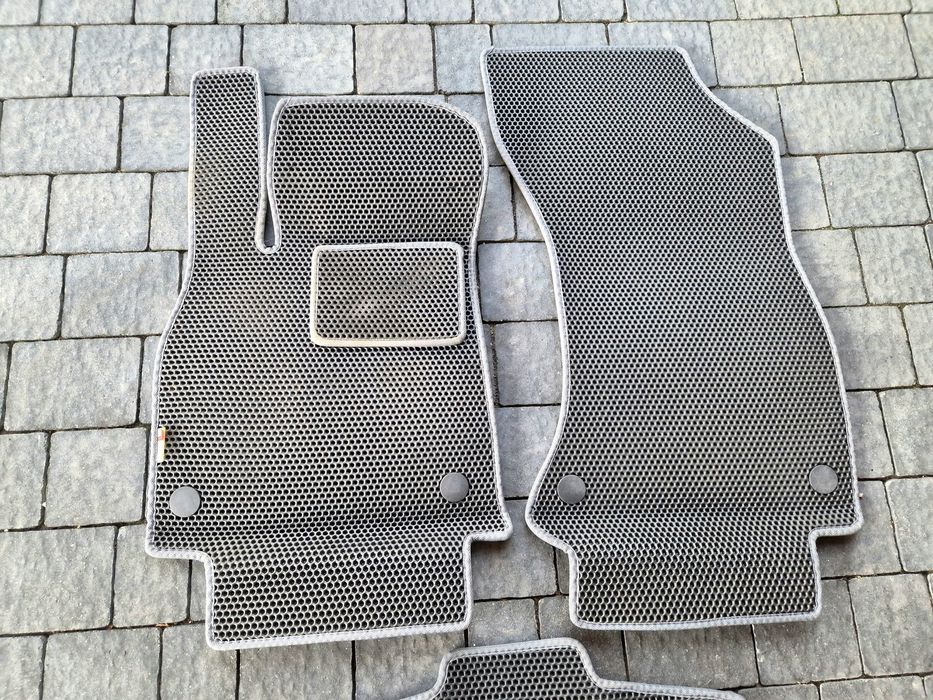 Premium Dywaniki® EVA do Audi Q5 FY 2 gen SUV (2016/2024) - KOMPLET