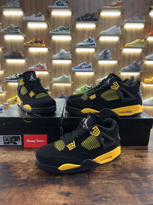 Кросівки Nike Air Jordan 4 Thunder Yellow Retro