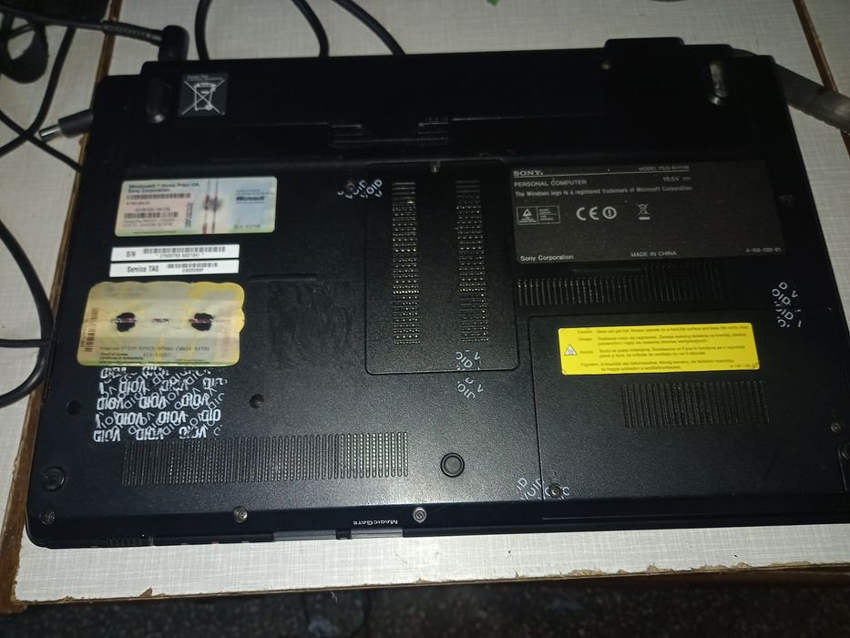Sony vario pcg 61111m sprawny