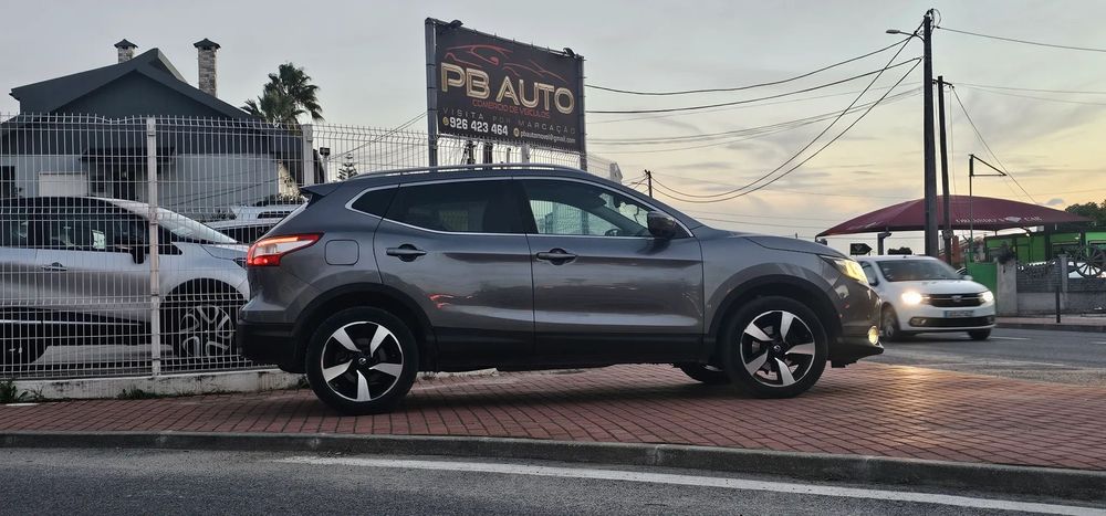 Nissan Qashqai 1.5 dCi N-Connecta 18 RS