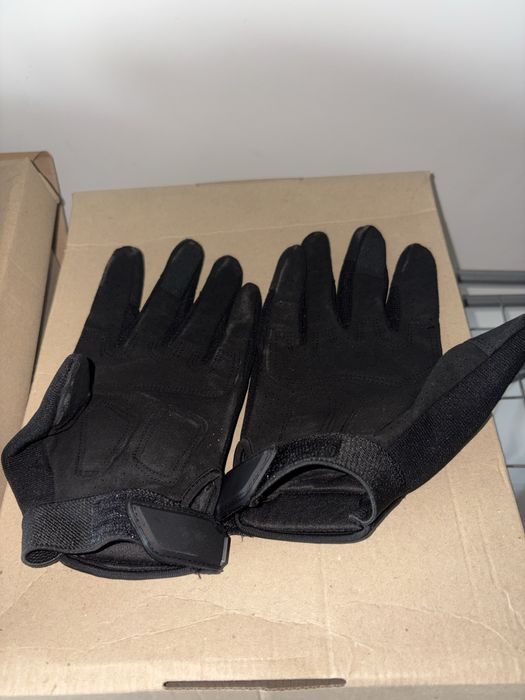 Перчатки тактические