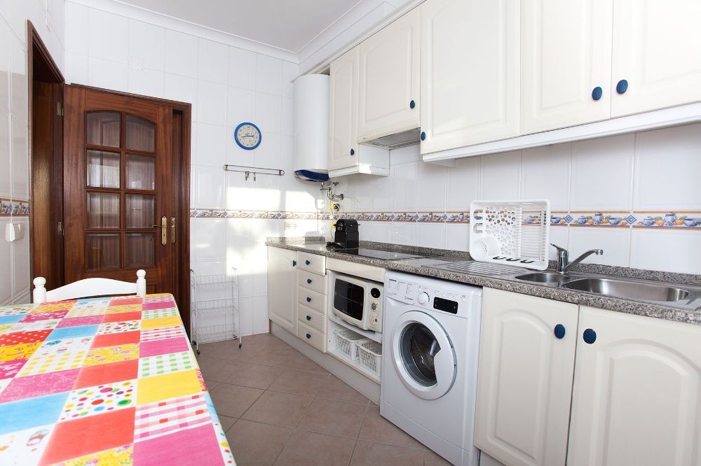 Apartamento T2 em Condomínio com Piscina na Praia da Galé – Albufeira